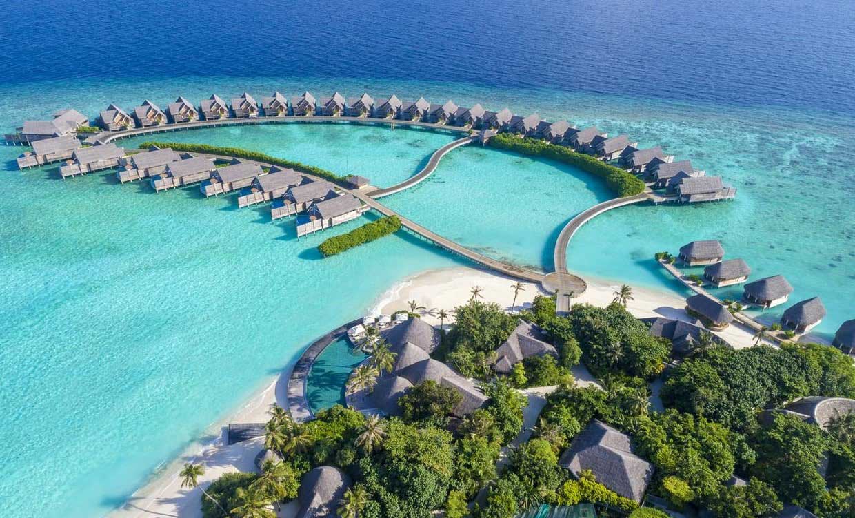 Luxury 5 Star Resort in the Maldives