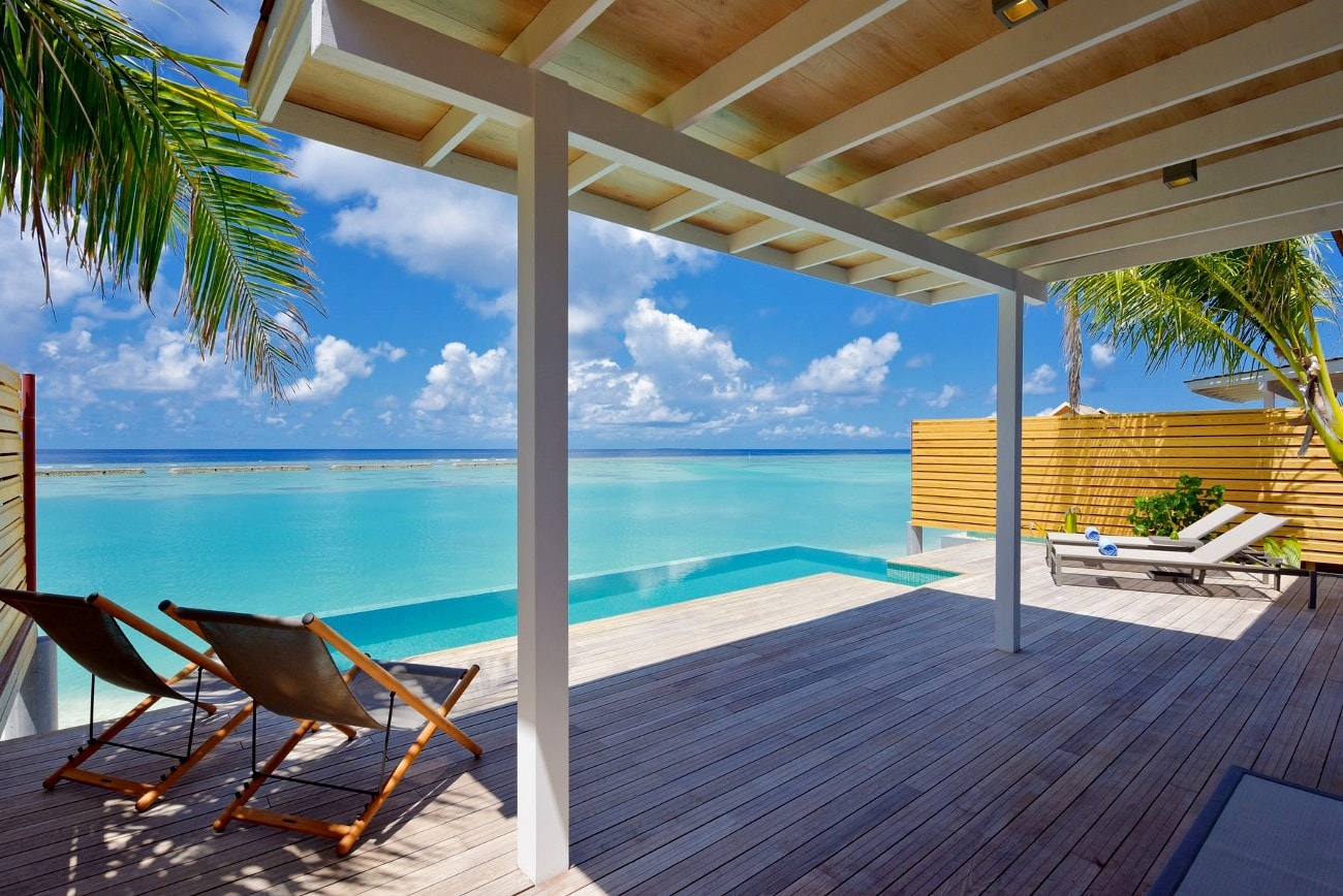 kuramathi sunset pool villa