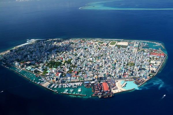 maldives sea water