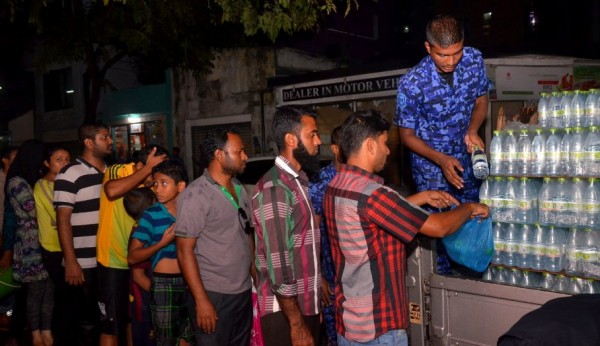 water distribution by police