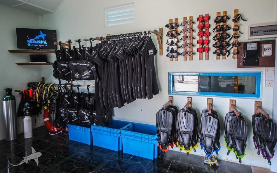 dive centre equipments