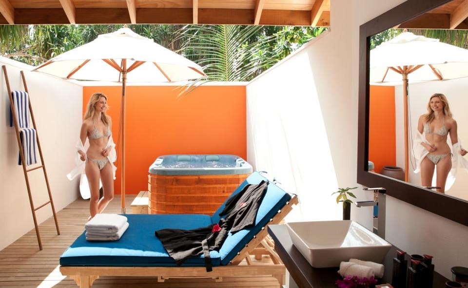 jacuzzi beach villa bathroom