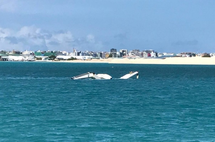 seaplane crash