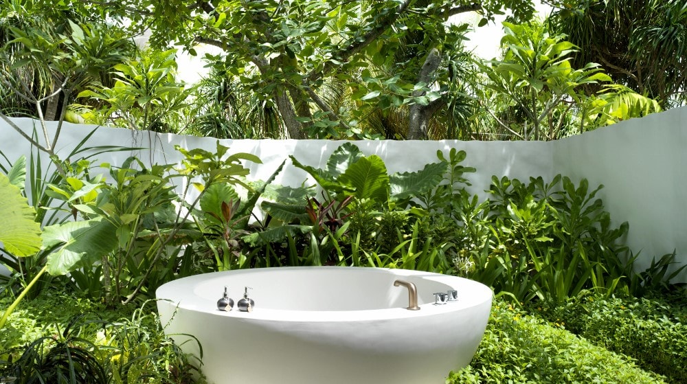 Beach Villa Premium Bathroom Outdoor