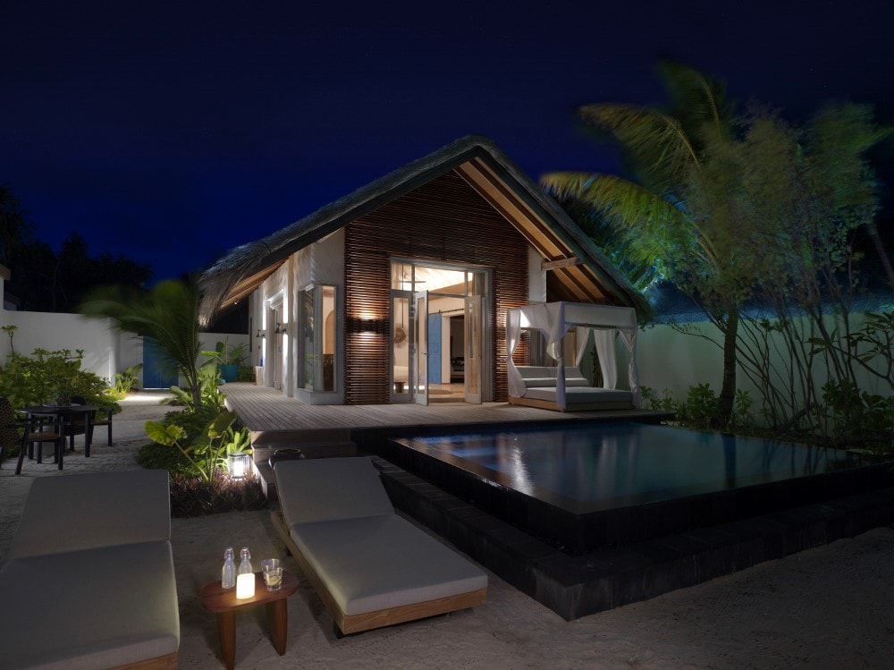 Beach Villa Premium Exterior Evening