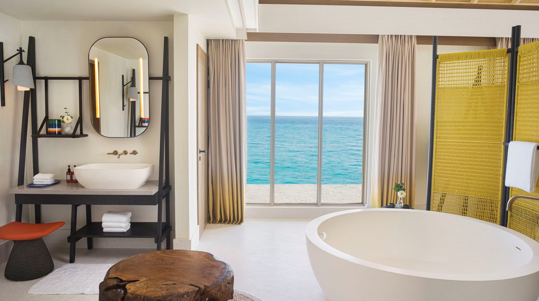 InterContinental Maldives 3 Bedroom Lagoon Residence bathroom