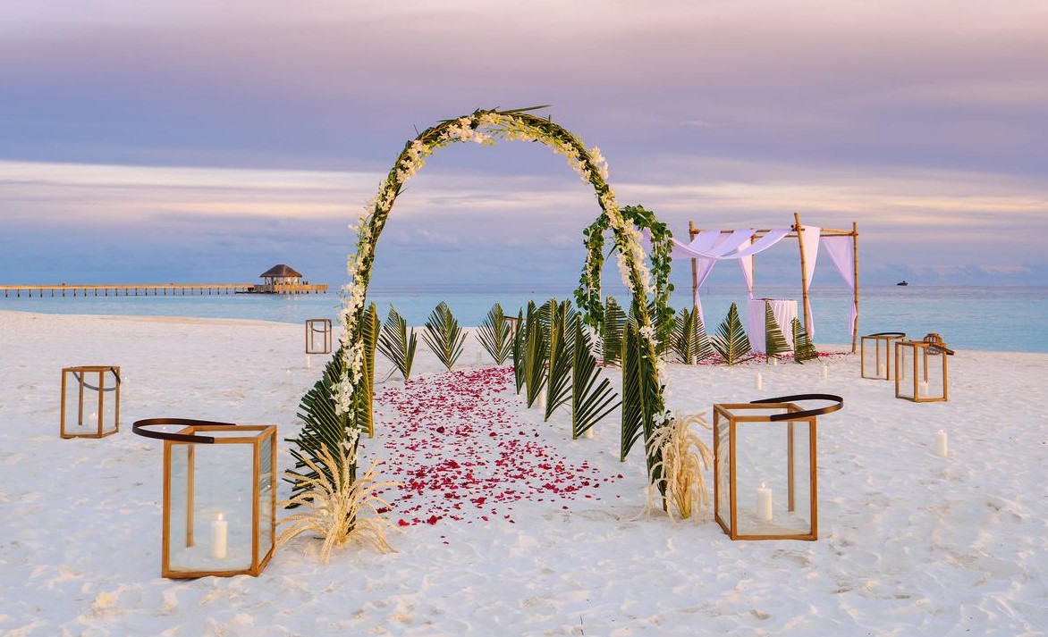 beach wedding