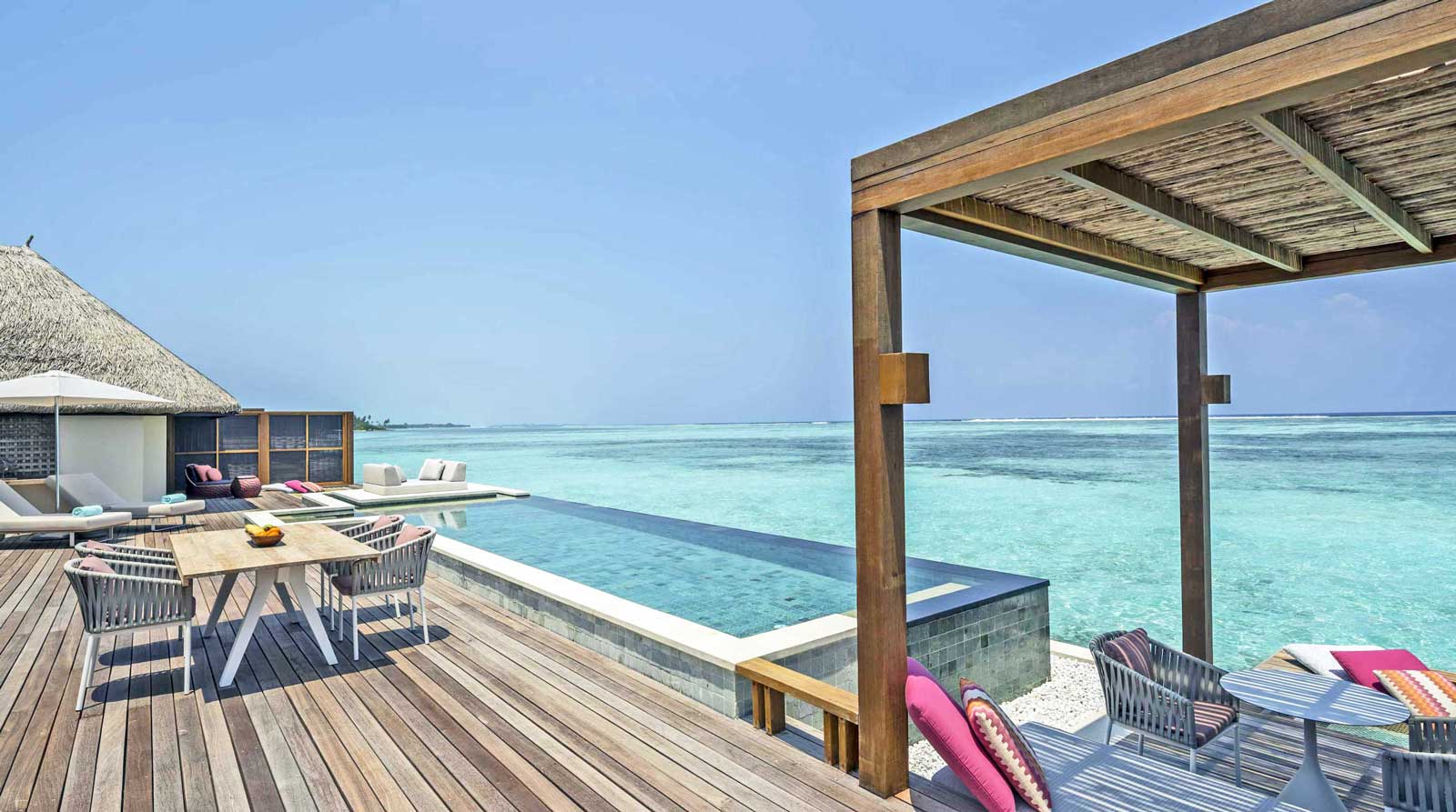 2-bedroom-water-suite-kuda-huraa